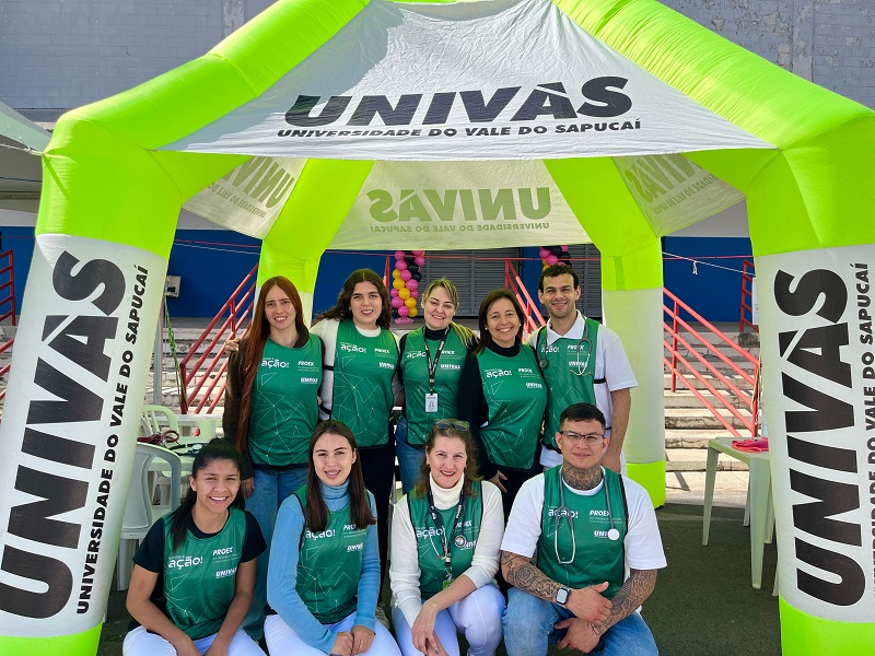 Univs promove ao de sade em Pouso Alegre com participao de alunos de Enfermagem